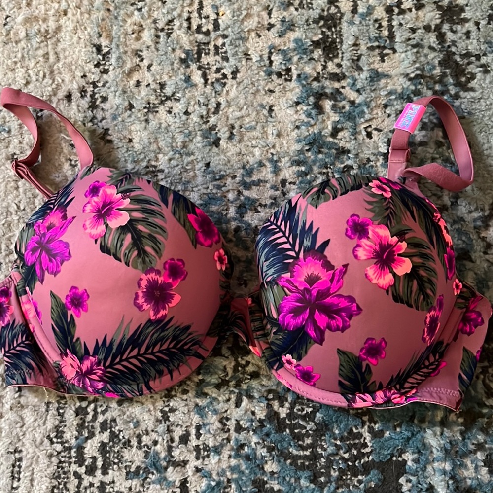 Victoria’s Secret bra